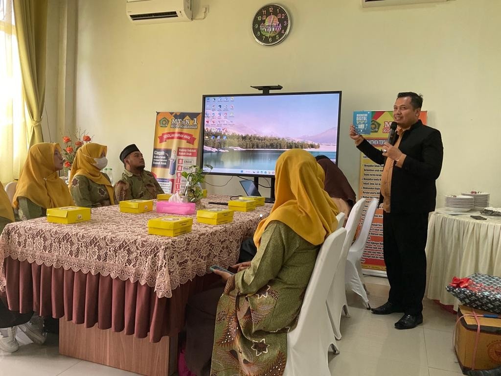 MIN 2 Kota Malang Melakukan Kunjungan Studi Tiru di MTsN 1 Kota Makassar