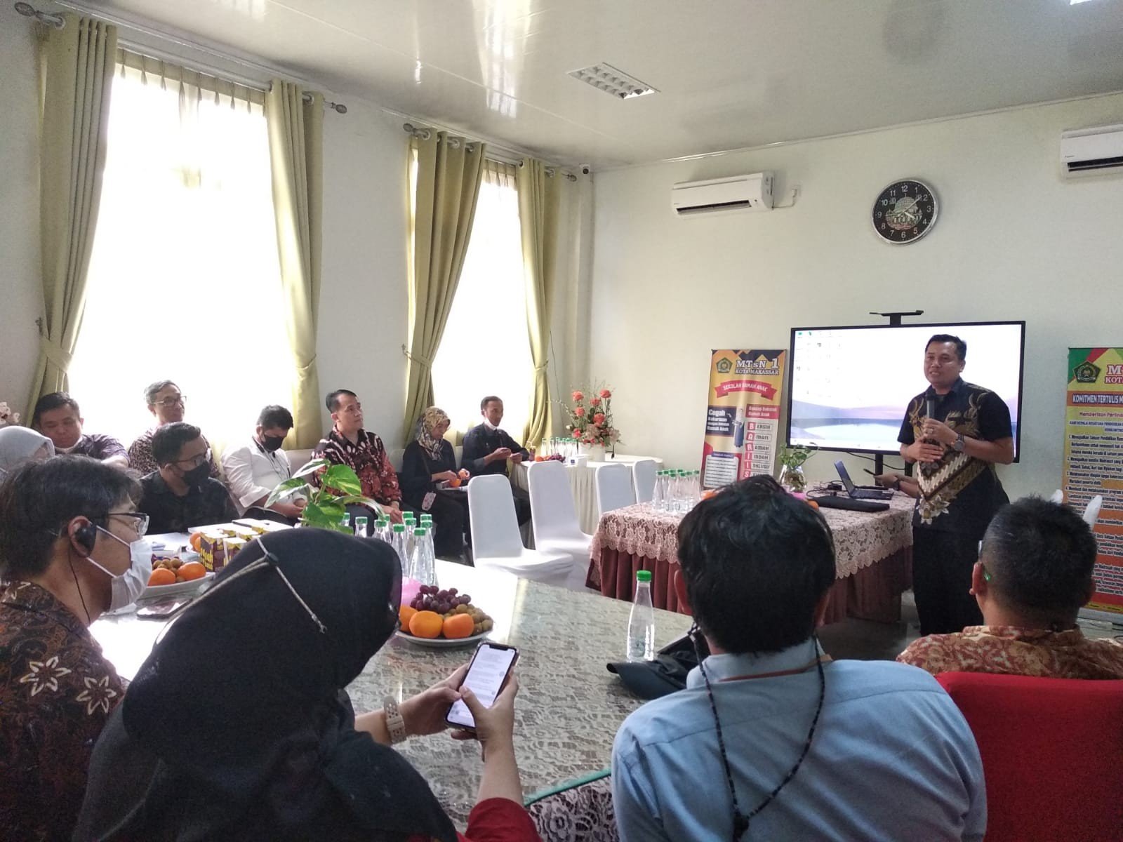 MTsN 1 Kota Makassar Mendapat Kunjungan dari Bappenas RI, Worldbank dan Tim Pokja KKM MTs