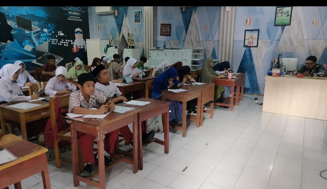 Ribuan Harapan Mengalir di Ruang CBT, MTsN 1 Kota Makassar Gelar TPA PMBM Jalur Reguler 2026